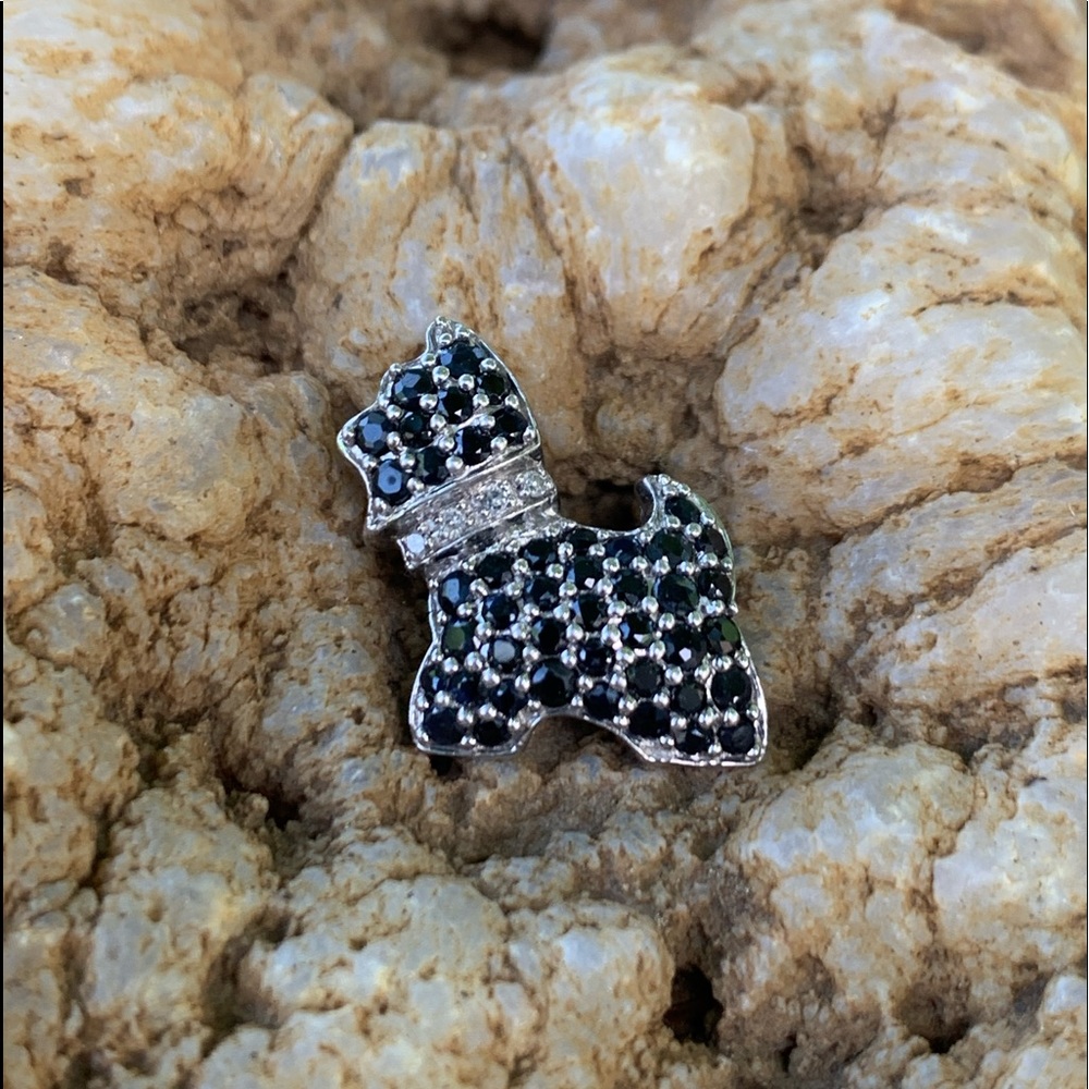 .925 Sterling Silver Diamond onyx dog pendant
